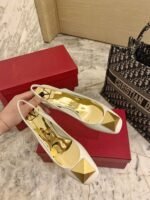 Valentino One Stud Patent-Leather Slingback Pump White - Image 3