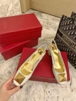 Valentino One Stud Patent-Leather Slingback Pump White - Image 2