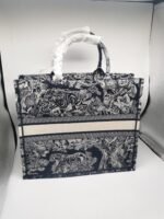 [Real Picture] 1:1 Replica Brand Luxury Quality Bags - Image 4