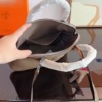 Hermes Bolide Taurillon Clemence Etoupe 27Cm - Image 4