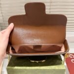 Copy-of-1000-x-1000-Detail-2-4