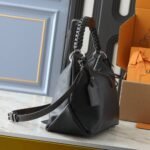 Copy-of-1000-x-1000-Detail-29