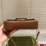 Copy-of-1000-x-1000-Detail-3-4