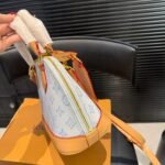 Copy-of-1000-x-1000-Detail-54-13