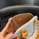 Copy-of-1000-x-1000-Detail-58-11