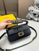 Fendi Baguette Bag Black Leather 25Cm 8Br822Apg6F1Cfj - Image 4
