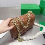 xr:d:DAF6qsMFK9A:411,j:584763662994756534,t:24031404