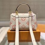 xr:d:DAF6qsMFK9A:483,j:8748664519873049576,t:24032007