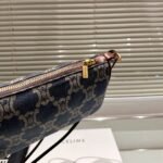 Celine Baguette Shoulder Bag In Denim Blue 22Cm - Image 3