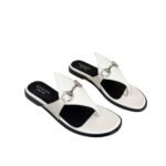 Gucci Women’S Thong Sandal With Horsebit White