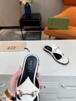 Gucci Women’S Thong Sandal With Horsebit White - Image 4