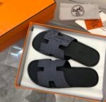 Hermes Izmir Sandal Noir Blanc H231806Zh11390 - Image 2