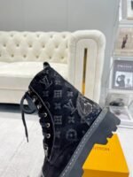 Louis Vuitton Territory Flat Ranger Black - Image 5