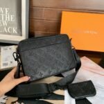 Louis Vuitton Duo Messenger Bag Black 25Cm M69827 - Image 2