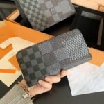 Louis Vuitton Voyage Mm Pochette Clutch Damier Grey 26Cm N60444 - Image 3