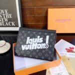 Louis Vuitton Voyage Mm Pochette Monogram Black 26Cm - Image 2