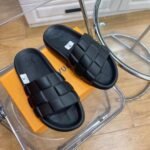 Louis Vuitton Slide Black - Image 4