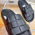 Louis Vuitton Slide Black - Image 6