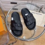Louis Vuitton Slide Black - Image 7