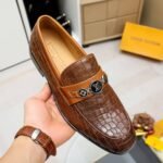 Louis Vuitton Souliers Club Loafers Crocodile Brown - Image 7
