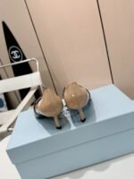 Prada Two Tone Toe Kitten Heels In Black And Beige - Image 4