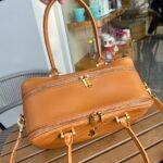 Saint Laurent Lyia Duffle In Quilted Brown 31Cm - Image 4