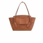 Bottega Veneta Arco Handbag Intrecciato Leather In Wood 20Cm