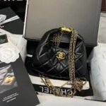 Chanel 24A Small Hobo Bag Shiny And Gold Tone Metal In Black 20Cm AS4966 B17320 94305 - Image 2