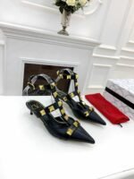 Valentino Garavani Roman Stud Kitten Heel Pumps Black - Image 5