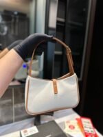 Saint Laurent Le 5 À 7 Linen Canvas Hobo Bag White And Brown 25Cm 657228Faavh - Image 6