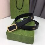 Gucci Black Belt With Square Gold Buckle And Bee Star 35Mm - Image 2