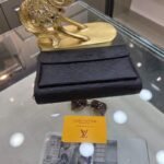 Louis Vuitton Epi Sarah Wallet Black 28Cm - Image 6