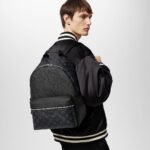Louis Vuitton M31033 Discovery Backpack - Image 11