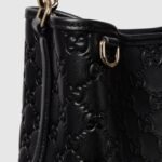 Gucci Emblem small bucket bag - Image 8