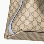 Gucci Emblem large tote bag - Image 9