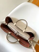 Louis Vuitton M59203 Bella Tote - Image 7
