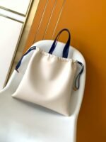 Louis Vuitton M15235 Dust Bag Tote - Image 7