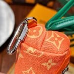 Louis Vuitton Carrot pouch M80851 - Image 10