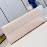 Louis Vuitton OnTheGo MM M21575 - Image 4