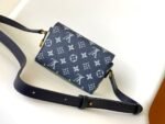 Louis Vuitton M82900 Steamer Wearable Geldbörse - Image 4