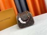 Louis Vuitton King Size Toiletry Bag M47528 - Image 8