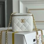 Chanel SMALL VANITY WITH CHAIN AP2931 - Image 2