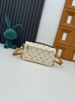 Louis Vuitton M46914 Pochette Métis East West - Image 5