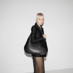 Gucci B medium shoulder bag - Image 2