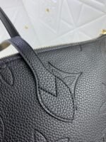 Louis Vuitton M46357 Travel Bag - Image 9