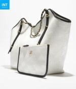 CHANEL Maxi Shopping Bag - Image 4
