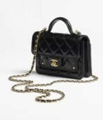 Chanel Clutch with chain - Image 2