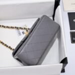 Chanel MINI FLAP BAG A01115 - Image 6