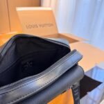 Louis Vuitton M22482 Fastline Messenger - Image 11