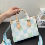 Louis Vuitton Jungle Bag onthego 2-in-1 Tote Shopping Bag - Image 2